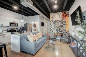 New Studio with 2 beds 7 mins to DT